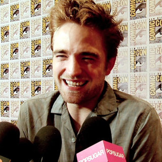 Robert Pattinson Interview at Comic-Con 2012 (Video)