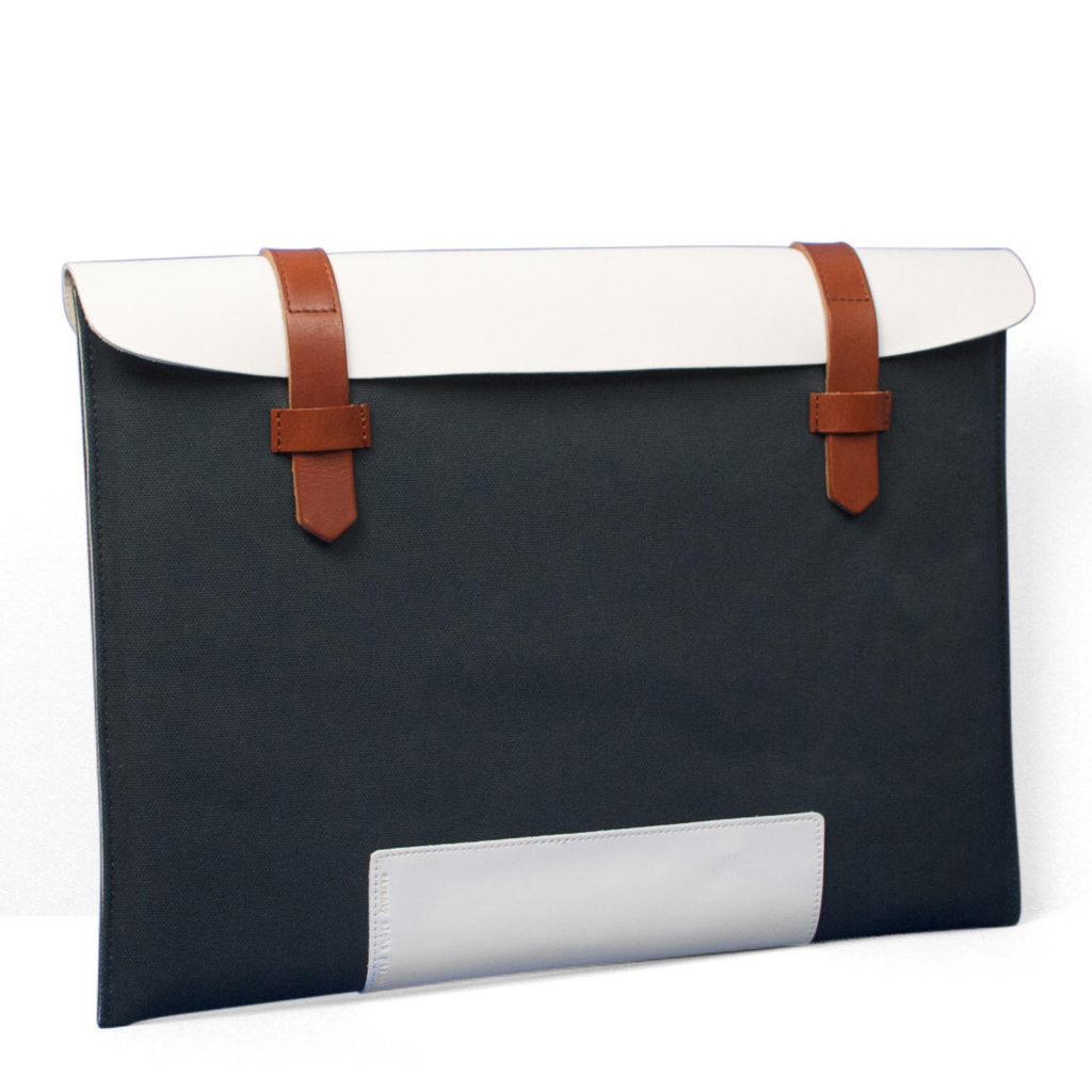 Benny Canvas Laptop Case