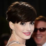 Anne Hathaway Oscars Makeup 2013