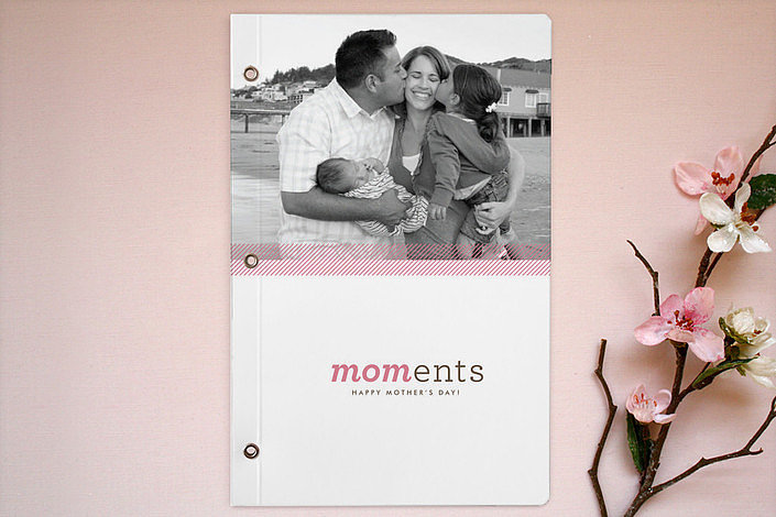 MOM-ents Journal