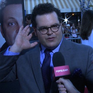 Josh Gad Interview at The Internship Premiere (Video)