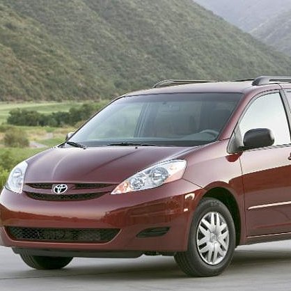 Toyota Minivans Recalled