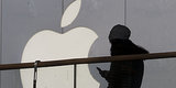 Apple Security Flaw Could Allow Hackers To Intercept Emails (VIDEO)