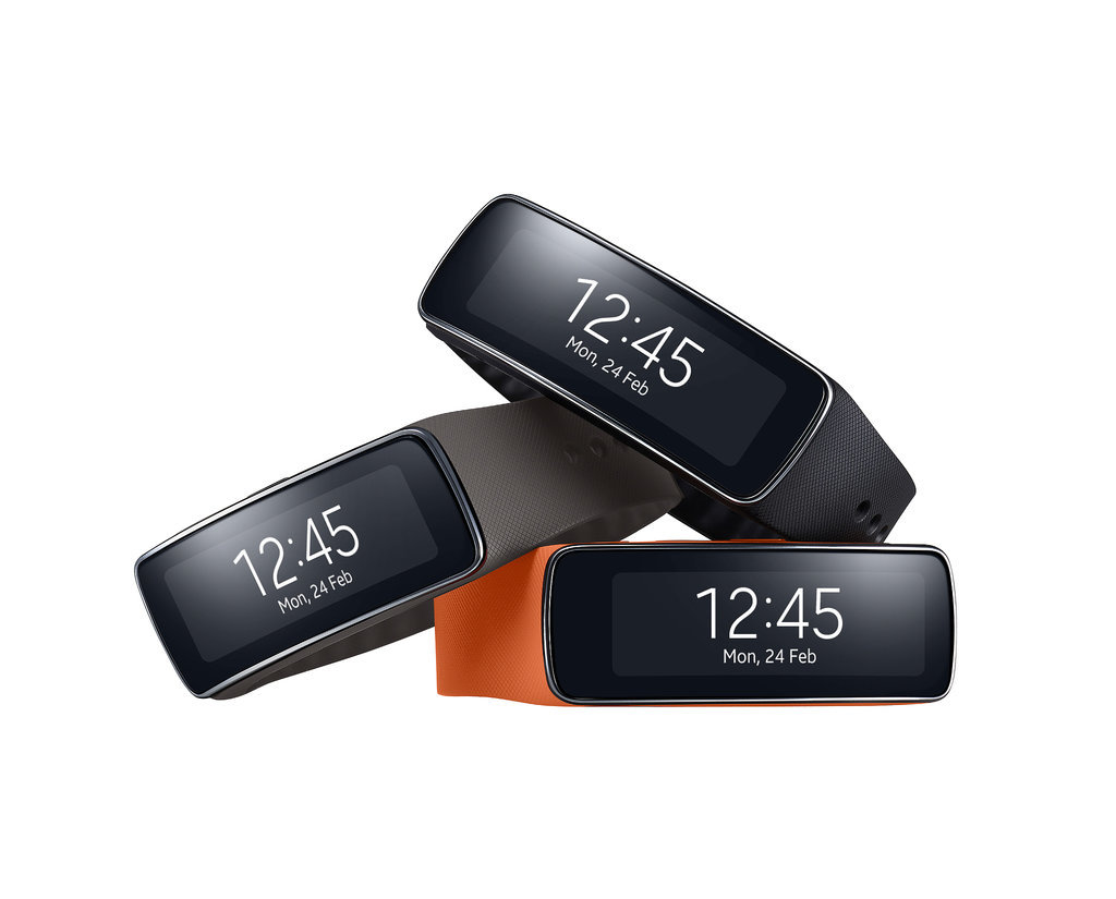 Samsung's Gear Fit Isn't Just a Fitness Band — It's a Smartwatch, Too