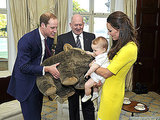 Royal Family Arrives in Australia, Prince George Receives Oversize Wombat Toy